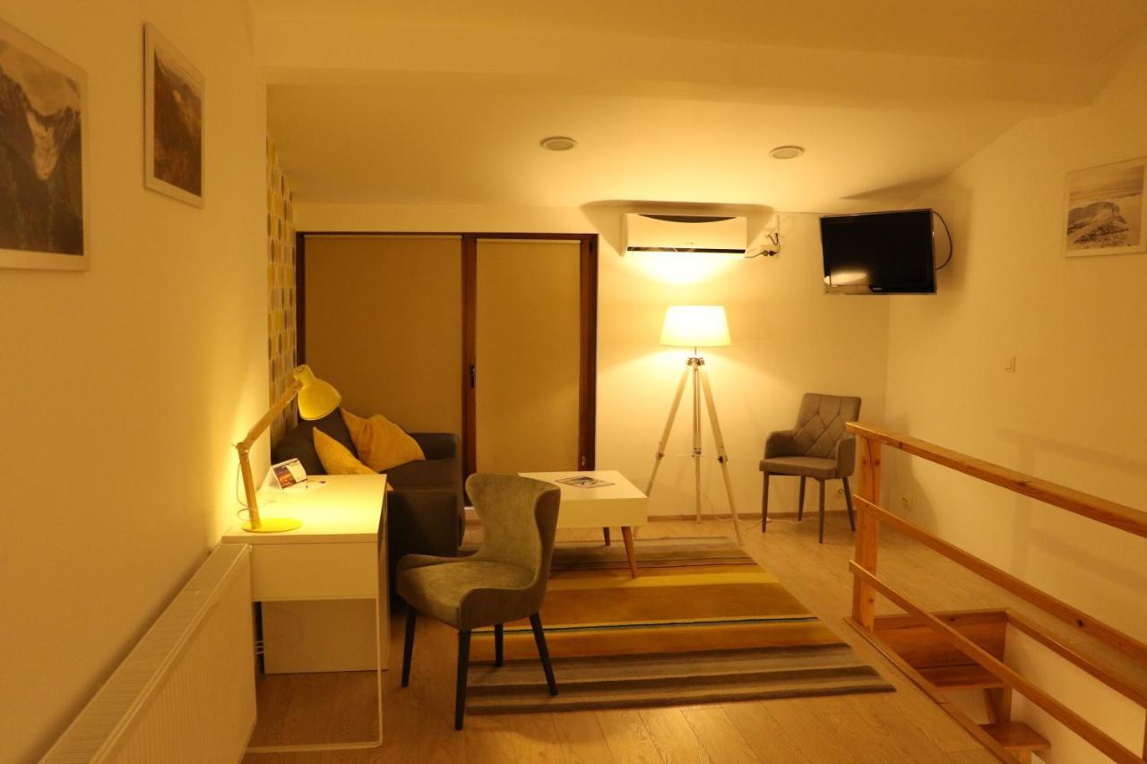 Вілла Fagaras Cosy Flat Екстер'єр фото